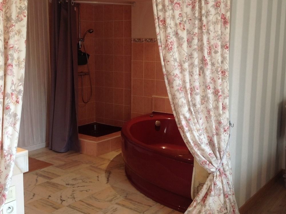 Tremereuc Au Jardin D'Eloise Bed & Breakfast エクステリア 写真