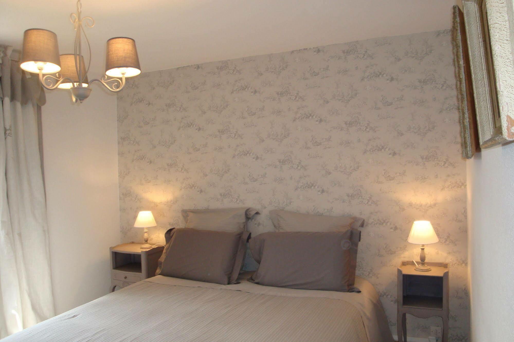 Tremereuc Au Jardin D'Eloise Bed & Breakfast エクステリア 写真